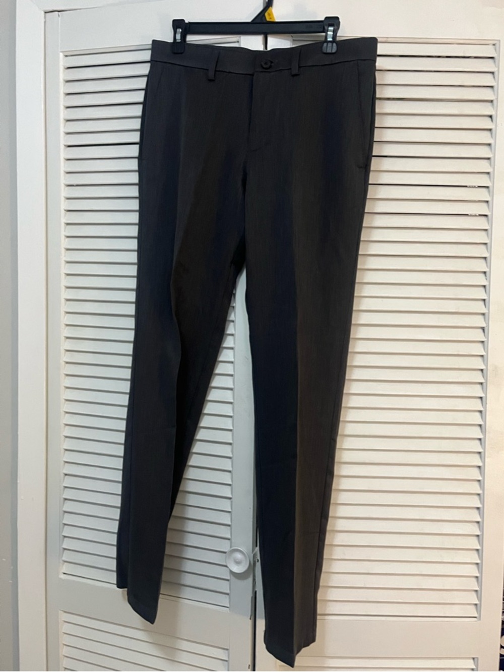 Haggar H26 Premium Performance Dress Pants - 32x30 - Charcoal Grey